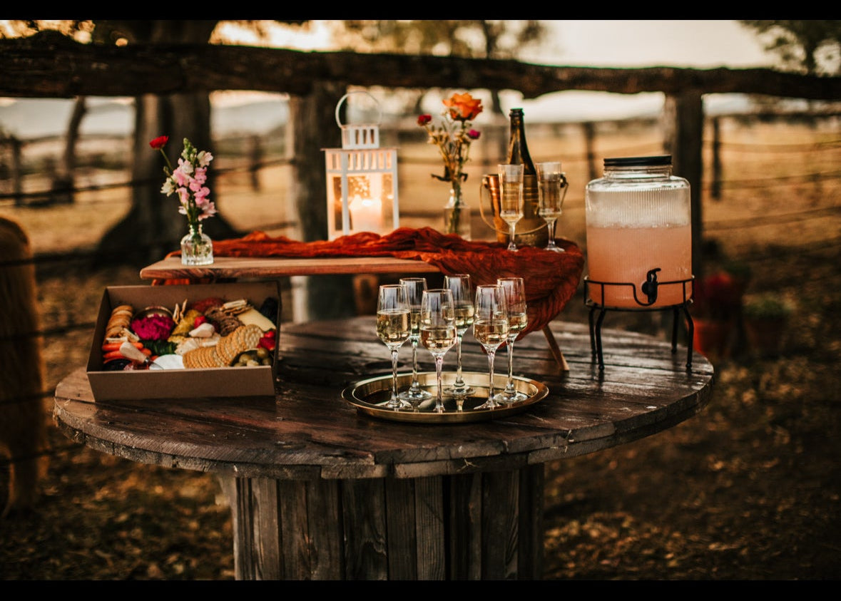 Elopement & Picnic Packages 2025